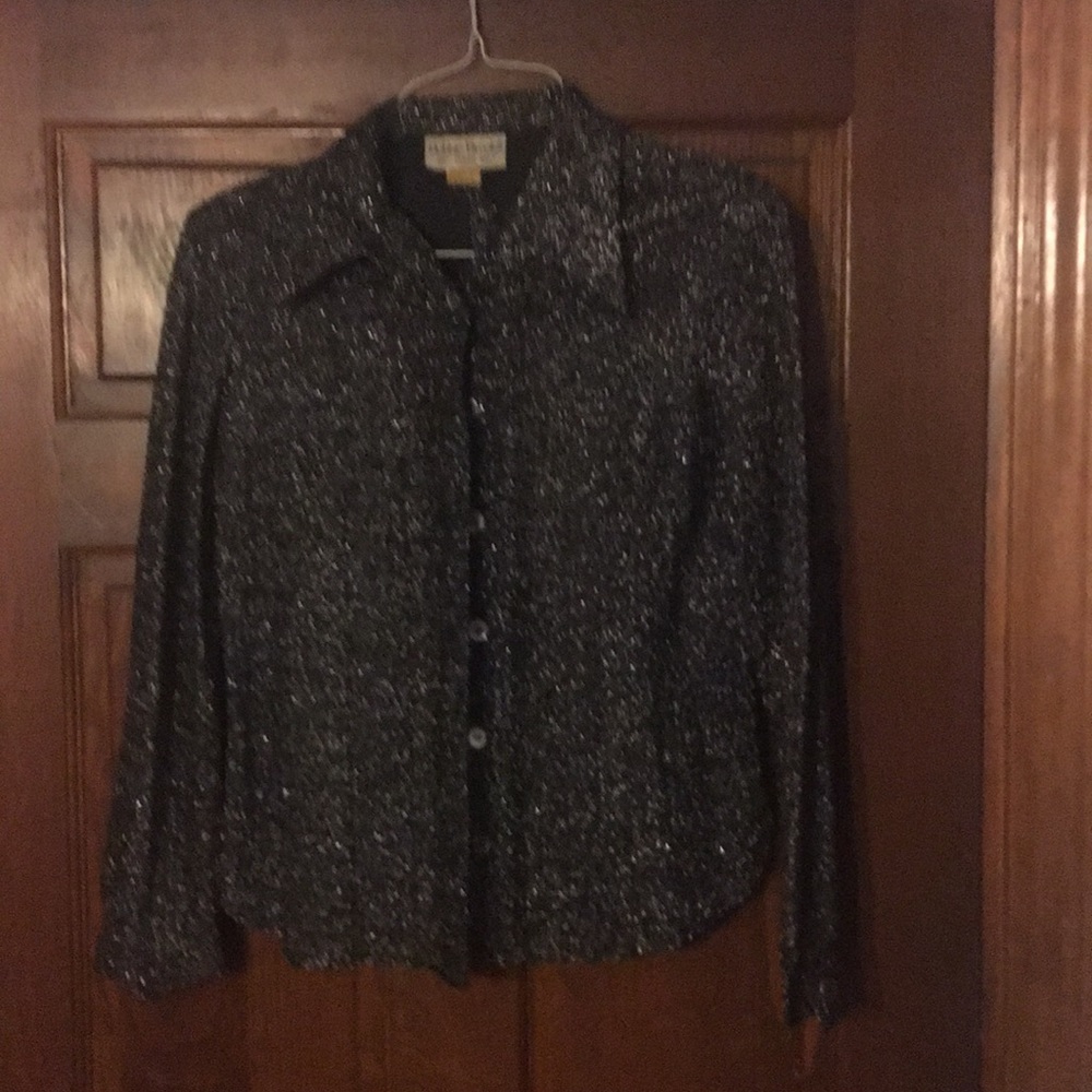 Bobbie Brooks brand after five blouse